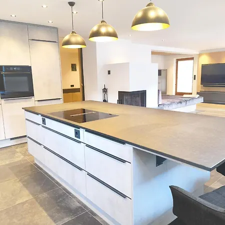 Exclusive With Garden And Whirlpool, Cleaning Included